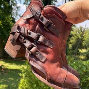 Size 10 Freebird Circe